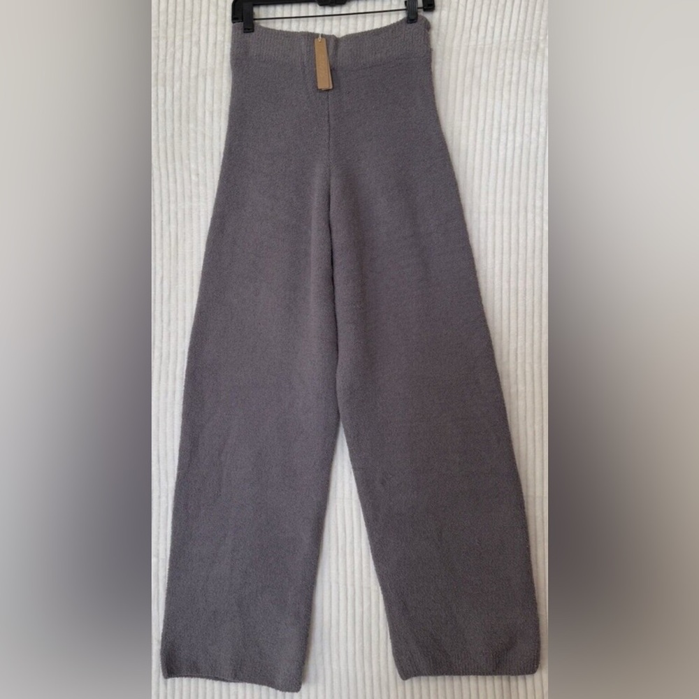 NWT SKIMS Cozy Leg Pants